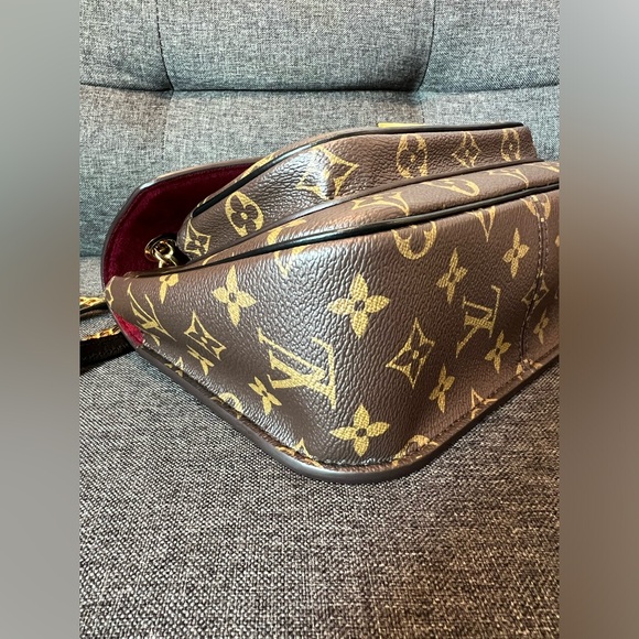 Louis Vuitton Passy - Picture 9 of 17